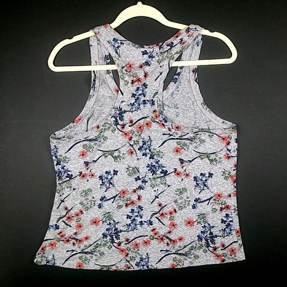 ⭐3/$30 Van Winkle & Co Floral Racerback Tank M - Picture 3 of 4